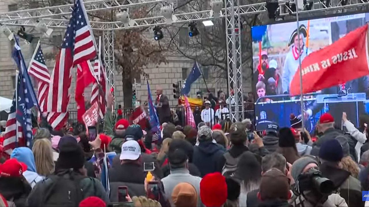 More Alaskans descend on D.C. for momentous Jan. 6 pro-Trump rally ...