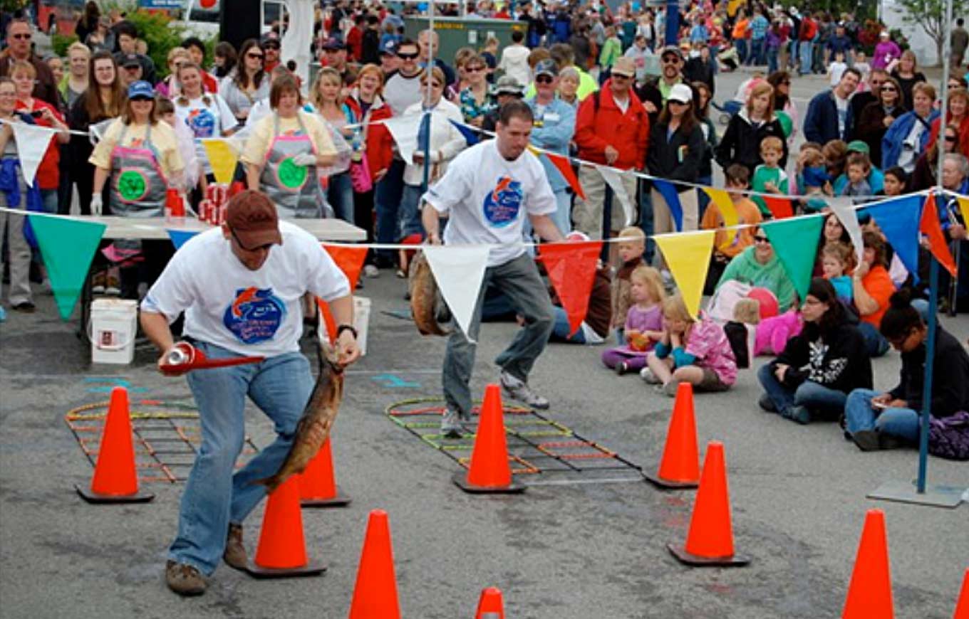 Bear Paw Fest underway in Chugiak-Eagle River - Alaska Watchman